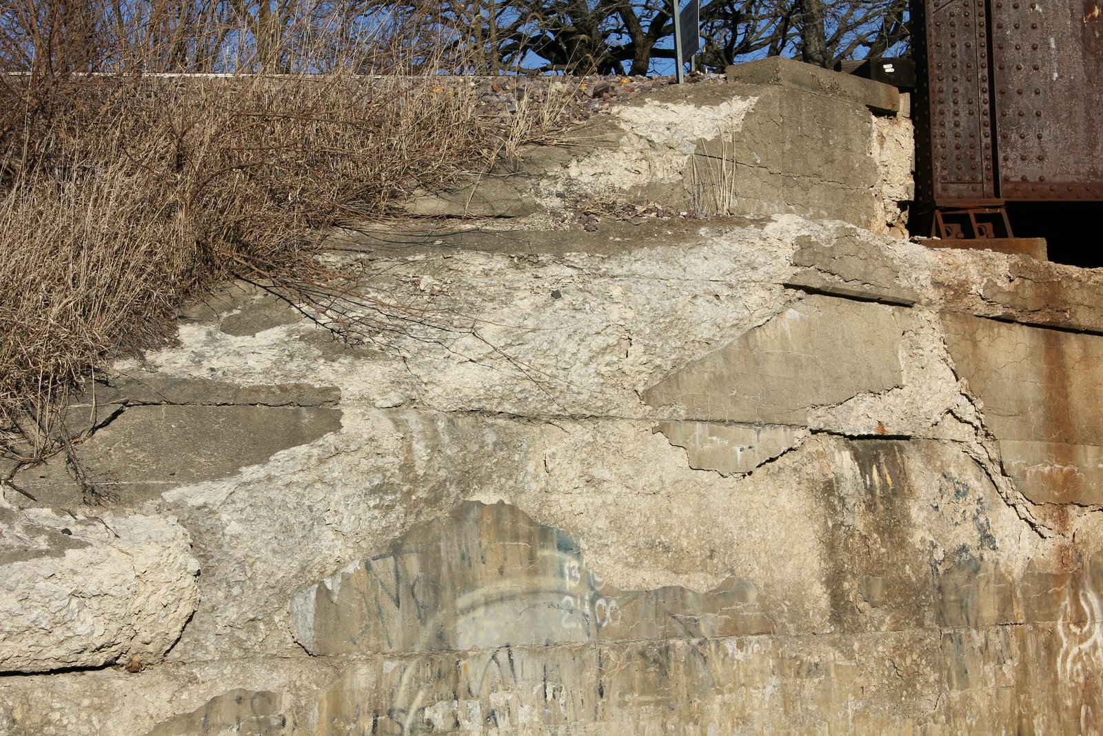 Spalling on west abutment